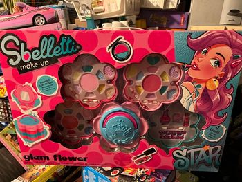 Grand coffret de maquillage Neuf 