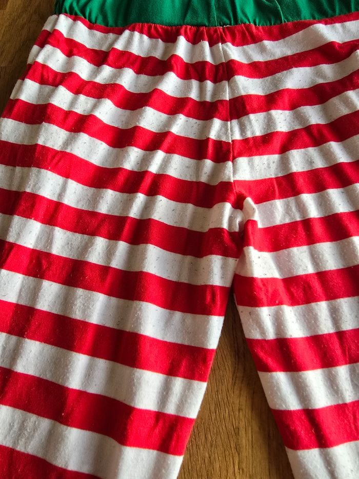Pyjama de Noël taille 10 ans - photo numéro 10