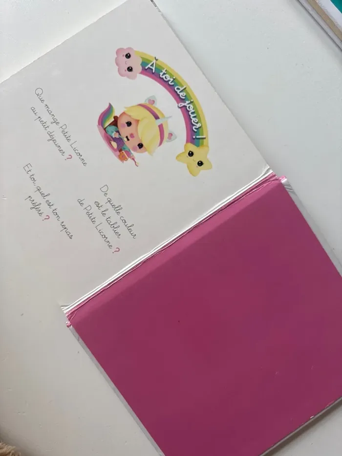 Livre petite licorne va manger - photo numéro 3