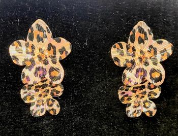Boucle d'oreille fleurs léopard