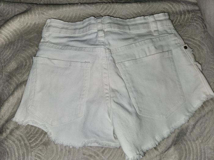 Short jeans blanc Taille 34 - photo numéro 3