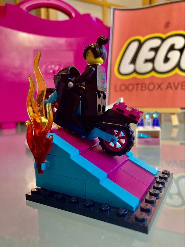 LEGO : Set 70833 The LEGO Movie 2 : La boîte à construction de Lucy - photo numéro 9