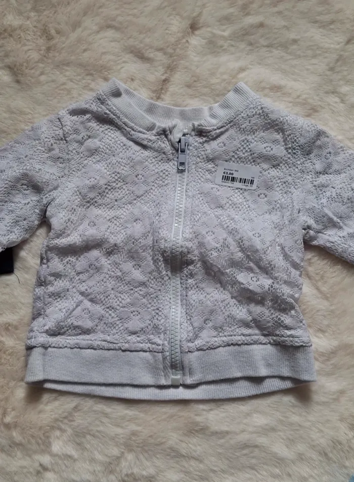 Lots de 4 hauts taille 6 mois - photo numéro 3