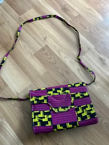Sac a main bandoulière artisanal wax Gassie