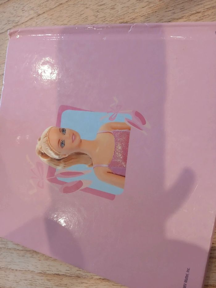 livre Barbie danseuse étoile - éditions ATLAS - photo numéro 2