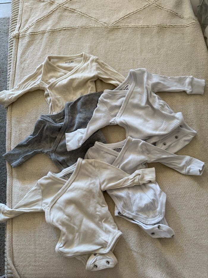 Lot de 5 bodies Kiabi - photo numéro 3