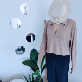 💎 Top court cotelé beige/ marron manches longues • 42/XL • H&M • Très bon état 💎