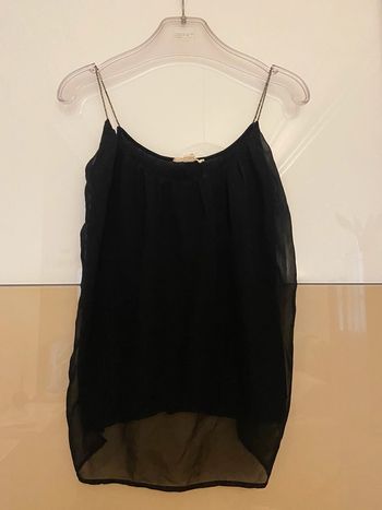 Top noir élégant M