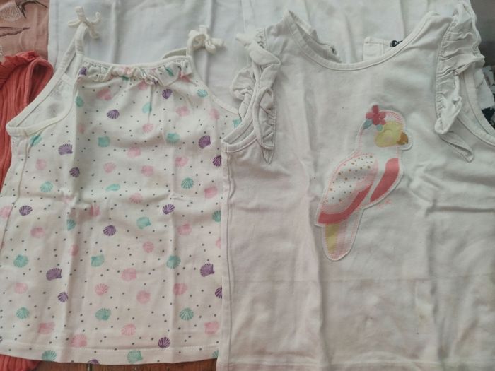 Lot 10 t-shirt Kiabi 24 mois - photo numéro 2