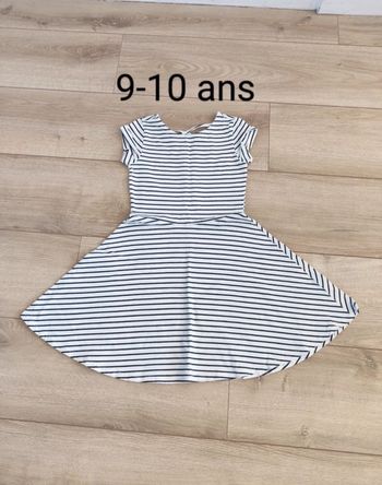 Robe 9-10 ans