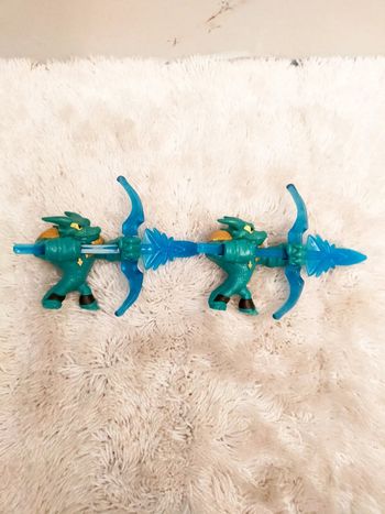 Lot de 2 figurines