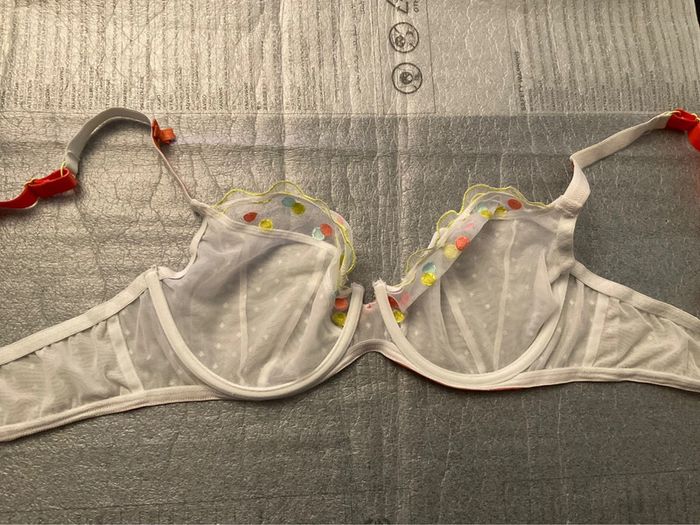 Soutien-gorge blanc Oups - photo numéro 6