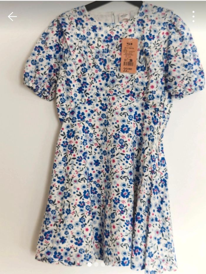 Robe fleurie bleue - photo numéro 4