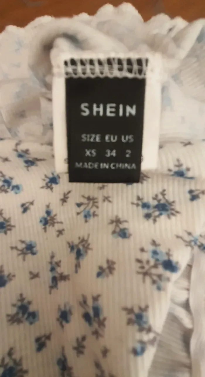 Top shein - photo numéro 2