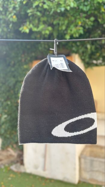 Bonnet noir Oakley UO Exclusive hiver
