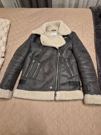 Veste fusses fourrure Bershka