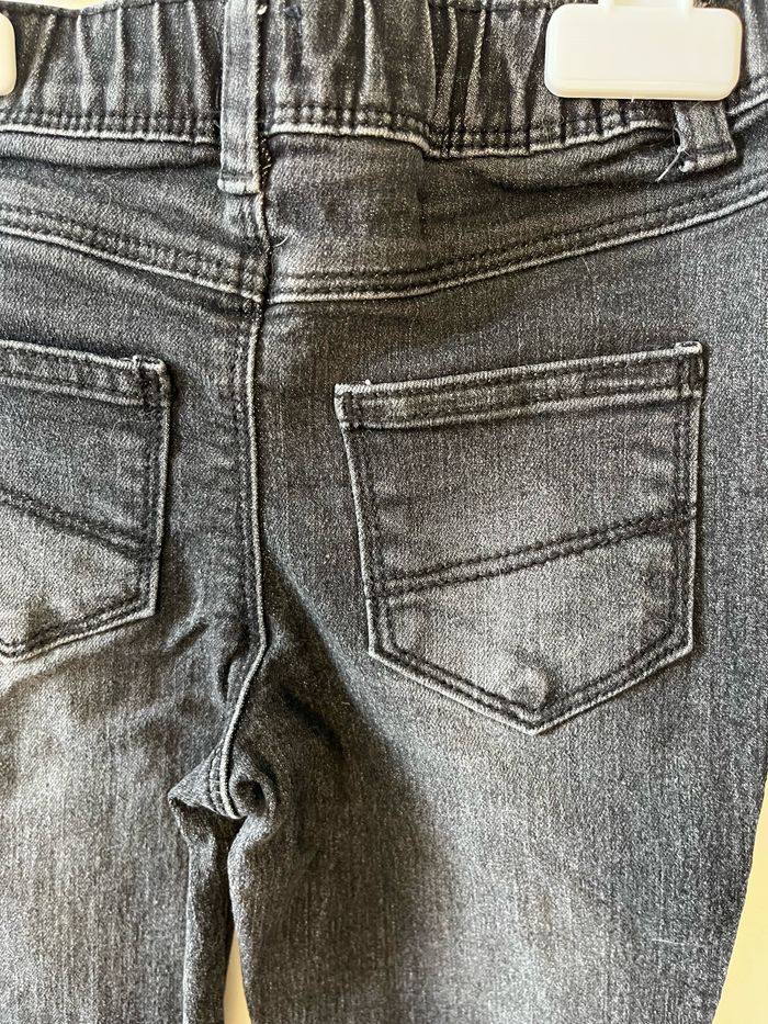 Jeans noir - photo numéro 2