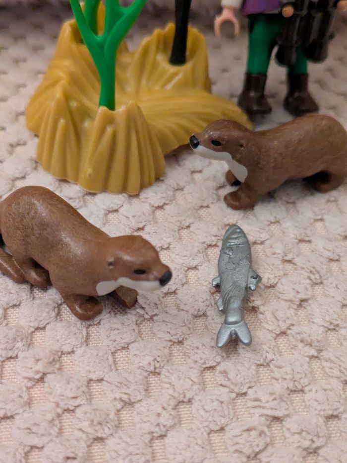Playmobil Zoo 5376 - Enfant avec loutres - photo numéro 2