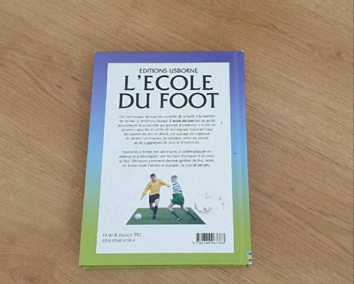 Livre L'école du foot - photo numéro 2