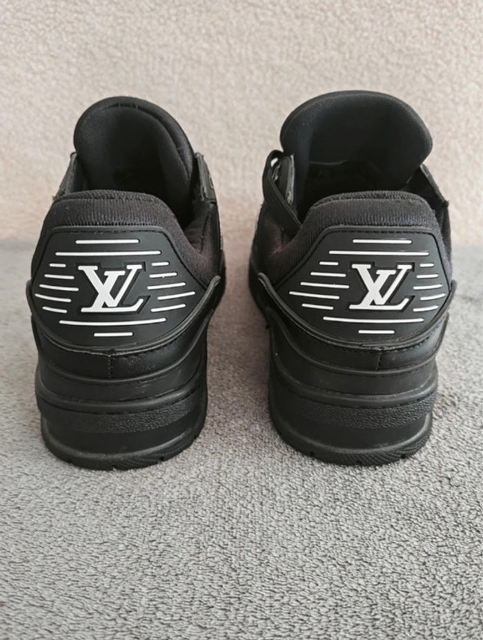Baskets Louis Vuitton Trainer en cuir – Taille 42 – Made in Italy - photo numéro 3