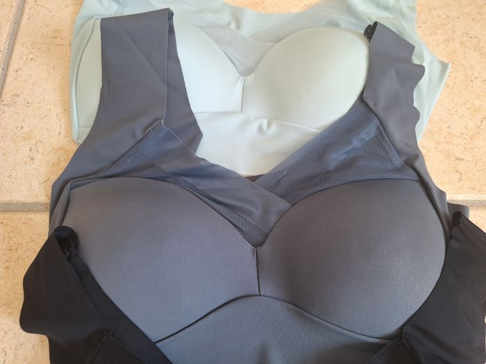 Lot 4 soutiens-gorge coques amovibles / taille L / NEUFS - photo numéro 3