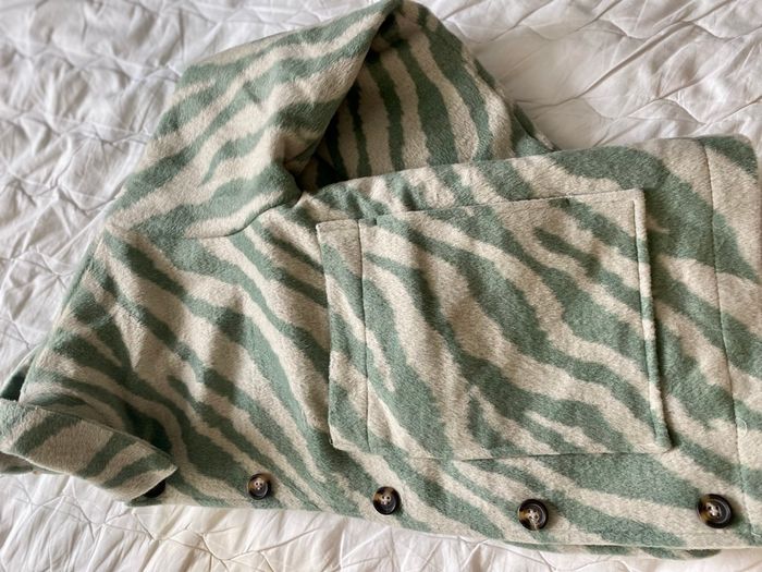 Veste femme neuve sans étiquette - photo numéro 3