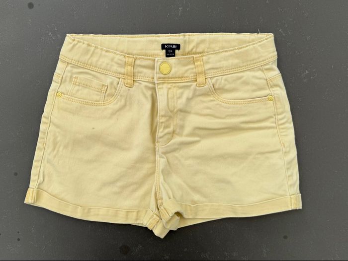 Short jean jaune clair