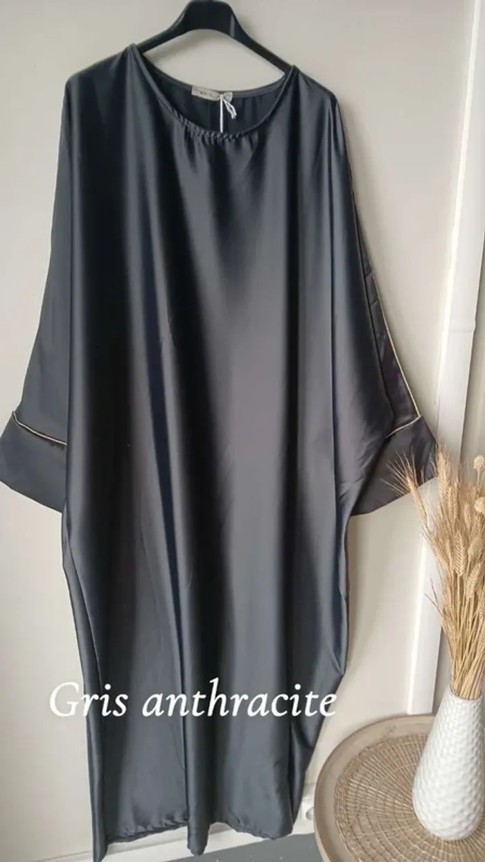 Abaya satinée anthracite
