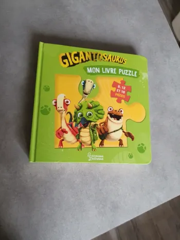 Livre Puzzle Gigantosaurus