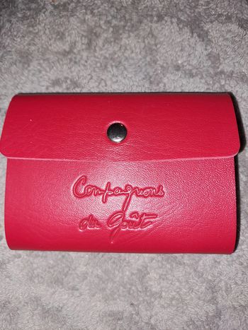 PORTE CARTES EN CUIR