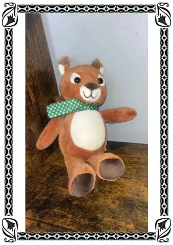 Écureuil peluche kinder