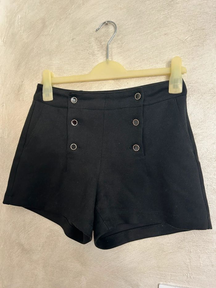 Short noir chic taille XS