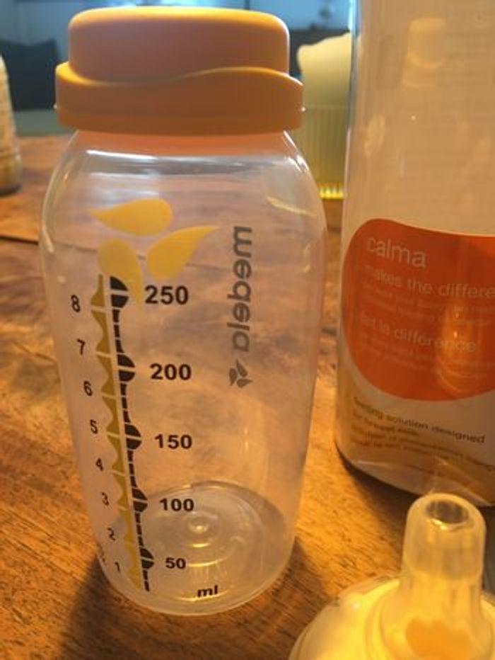 Biberon medela - photo numéro 4