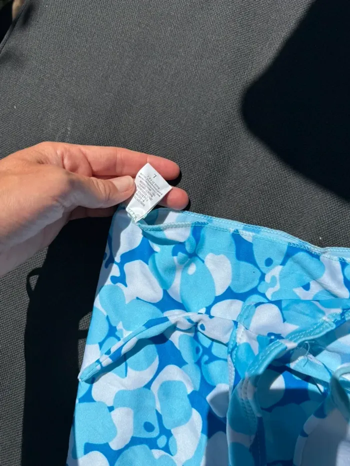 Neuf lot de 2 maillots de bain 2 pièces + paréos taille L - photo numéro 5