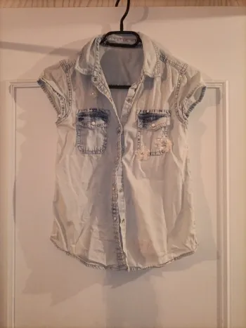Jolie chemisette en jean Desigual 9-10 ans