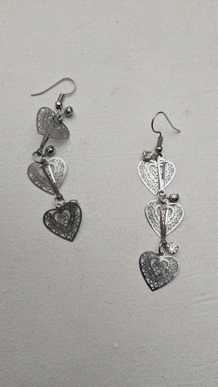 Boucles d'oreilles pendantes coeurs