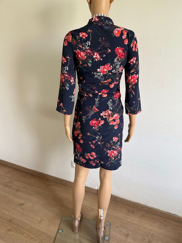 Robe bleue marine et fleurie neuve Morgan taille 34 - photo numéro 6