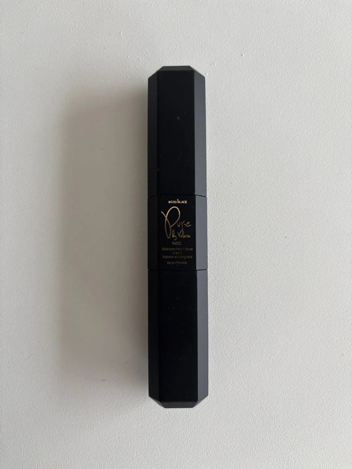 Mascara noir + base 2 en 1 pure volume et longueur