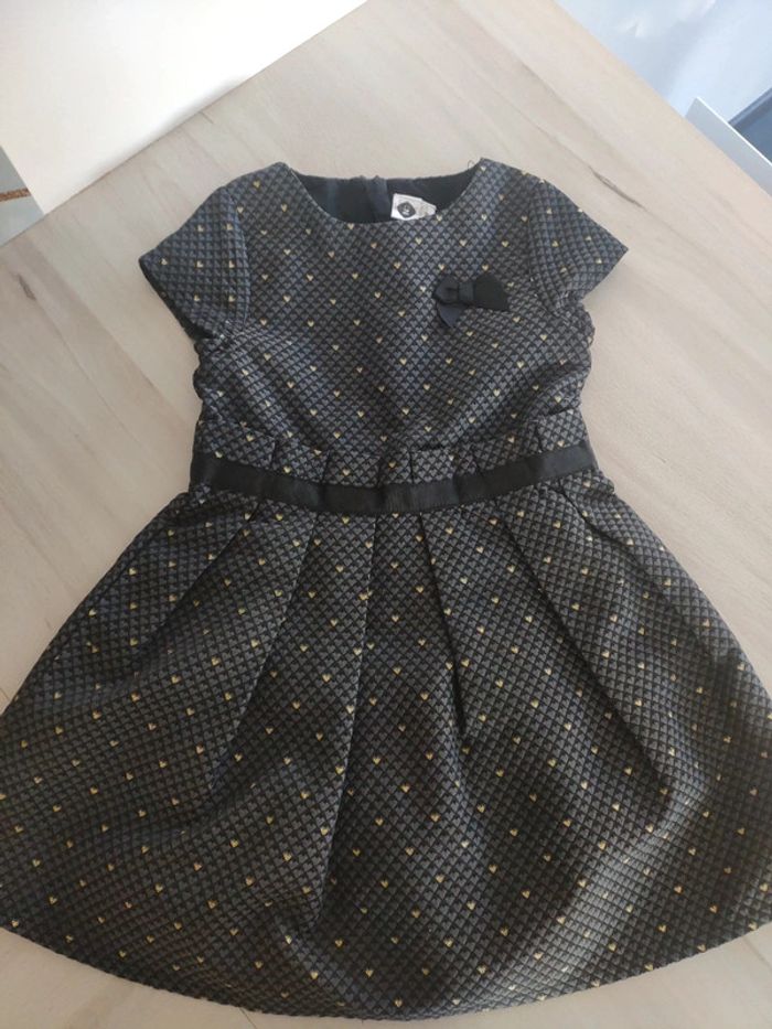 Superbe robe habillée grise coeurs dorée 3 ans 36 mois avec noeud