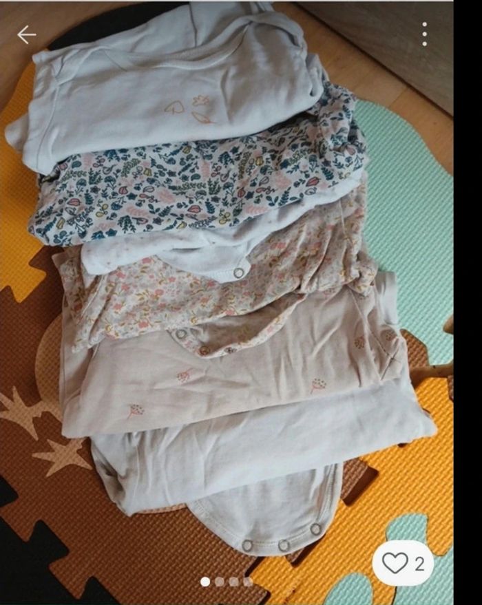 Lot 6 bodies 24 mois ml