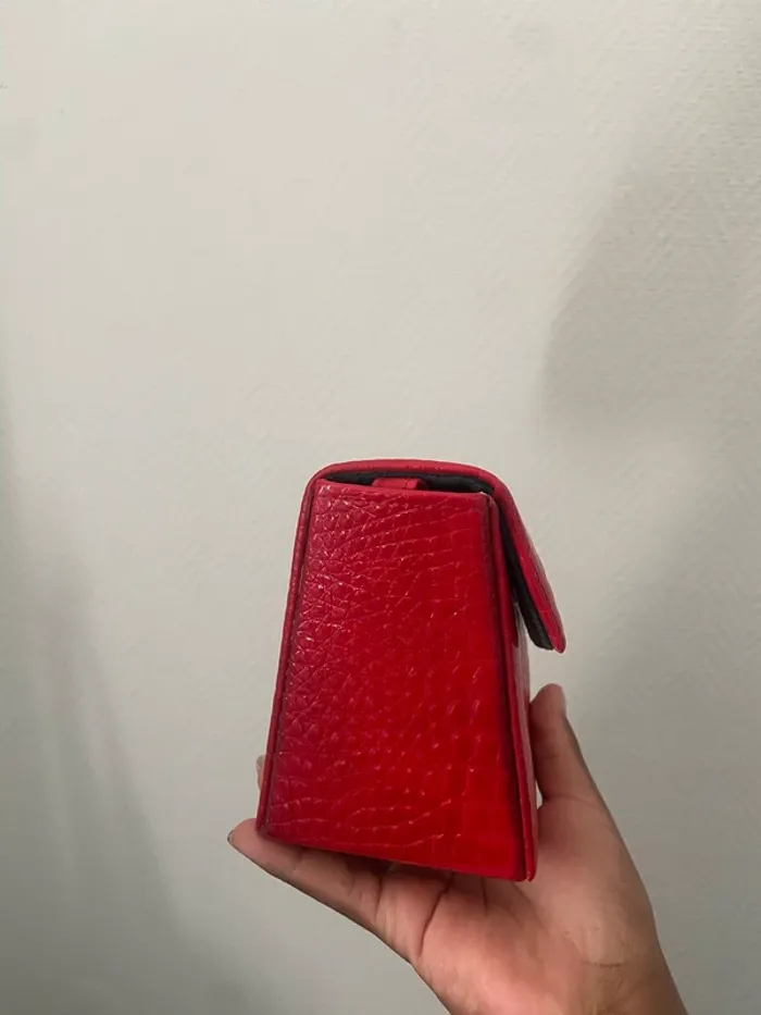 Sac rouge - photo numéro 7