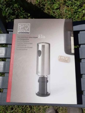 Tire bouchons électrique.