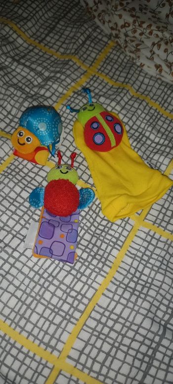 Jeux sensorielle lamaza bracelet et chaussettes