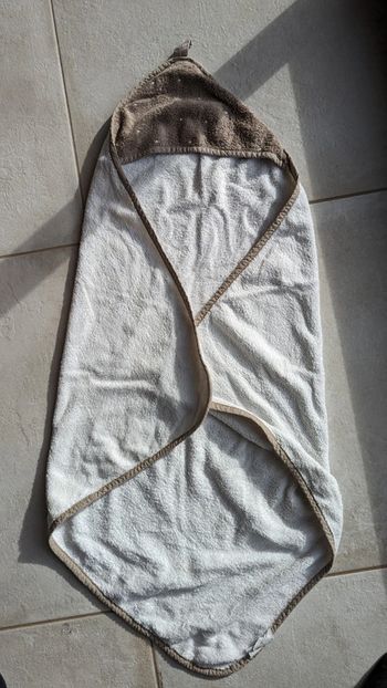 Cape de bain bébé 0/6 mois