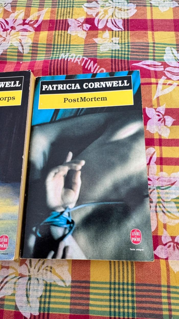 Lot de 3 romans policiers Patricia Cornwell - Série Kay Scarpetta - Le Livre de Poche - photo numéro 4