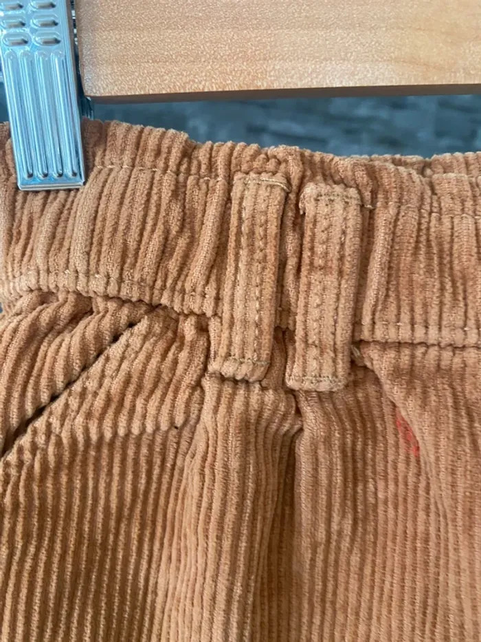 🧡🤎très beau petit Short velours côtelé fille GEMO – Taille 5 ans TBE 🤎🧡 - photo numéro 3