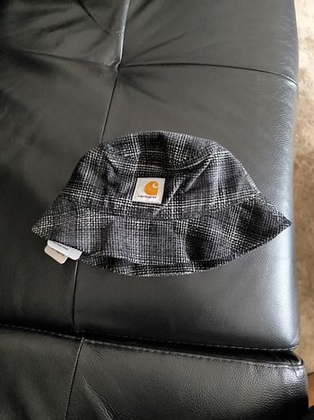 Bob en velours noir à carreaux Carhartt neuf S/M