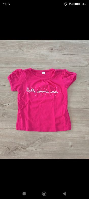 Tee shirt taille 9 mois