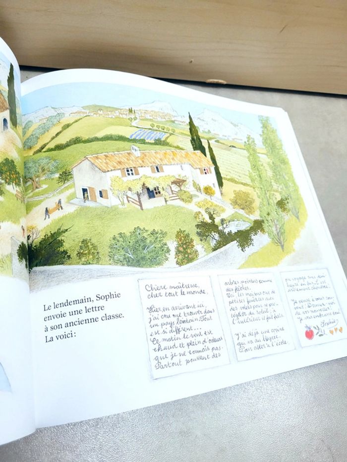 🌺 Livre (école des loisirs) : La fête des fruits - photo numéro 3