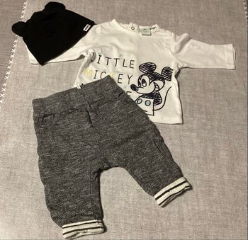 Lot teeshirt m.longues , saroual et bonnet coton Mickey  3 mois